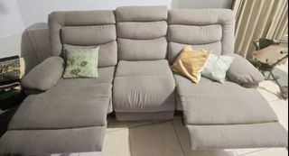 (Kategori: ) berada di . Dikirim oleh la_declutter (ID iklan 1450755716, Gambar 1). Deskripsi: .