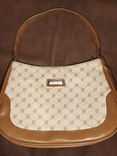 (Kategori: ) berada di . Dikirim oleh hellooaliya (ID iklan 1450930796, Gambar 1). Deskripsi: .