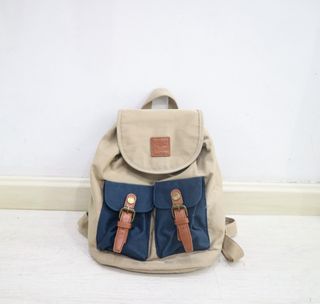 (Kategori: ) berada di . Dikirim oleh petite.preloved23 (ID iklan 1450800007, Gambar 1). Deskripsi: .