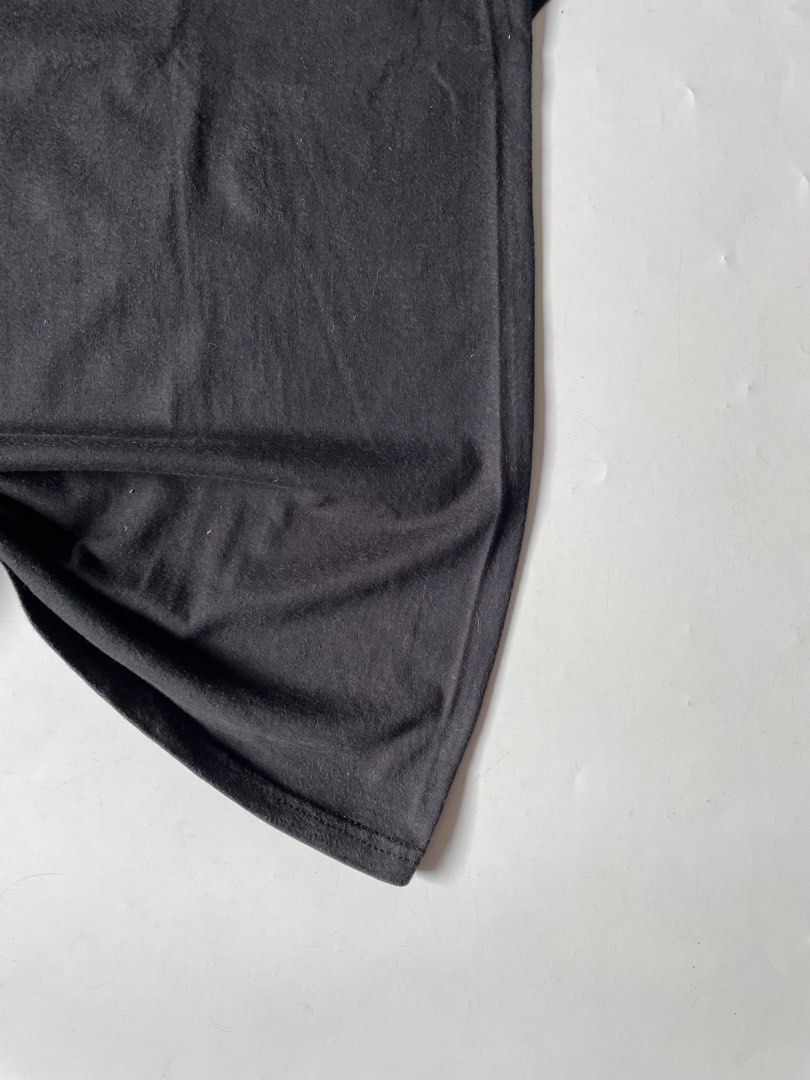 Stüssy Cotton T-shirt (Category: Tshirts & Polo Shirts ) located in Baguio. Submitted by chronicles_cache (Listing ID 1450844751, Image 2). Description: Condition: Great Size tagged: XL Width: 21 Length: 30.5 Shoulder: 20.5 Sleeve: 8.