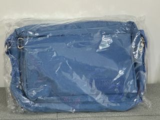 （分類：）位於 。 由 965nmns06558 提交（商品編號 1450866614，圖片 1）。簡介： 。