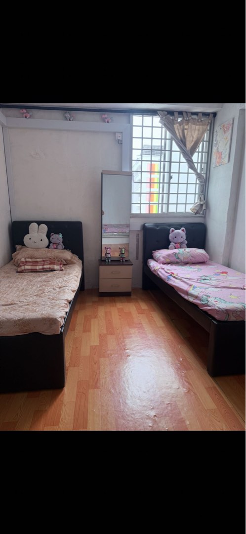 (Category: ) located in . Submitted by leochen1688 (Listing ID 1450791036, Image 1). Description: .