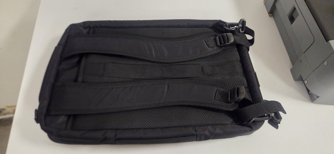 Targus Urban Convertible Backpack514864786000455681