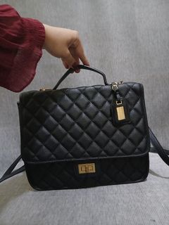 (Kategori: ) berada di . Dikirim oleh sellaboutique (ID iklan 1450846237, Gambar 1). Deskripsi: .