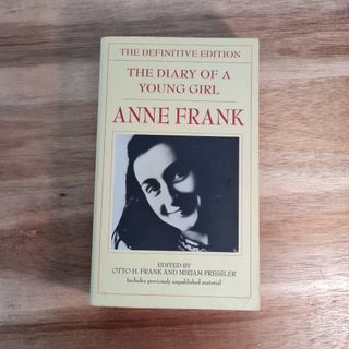 (Category: ) located in . Submitted by wanderingbibliophile (Listing ID 1450742371, Image 1). Description: .