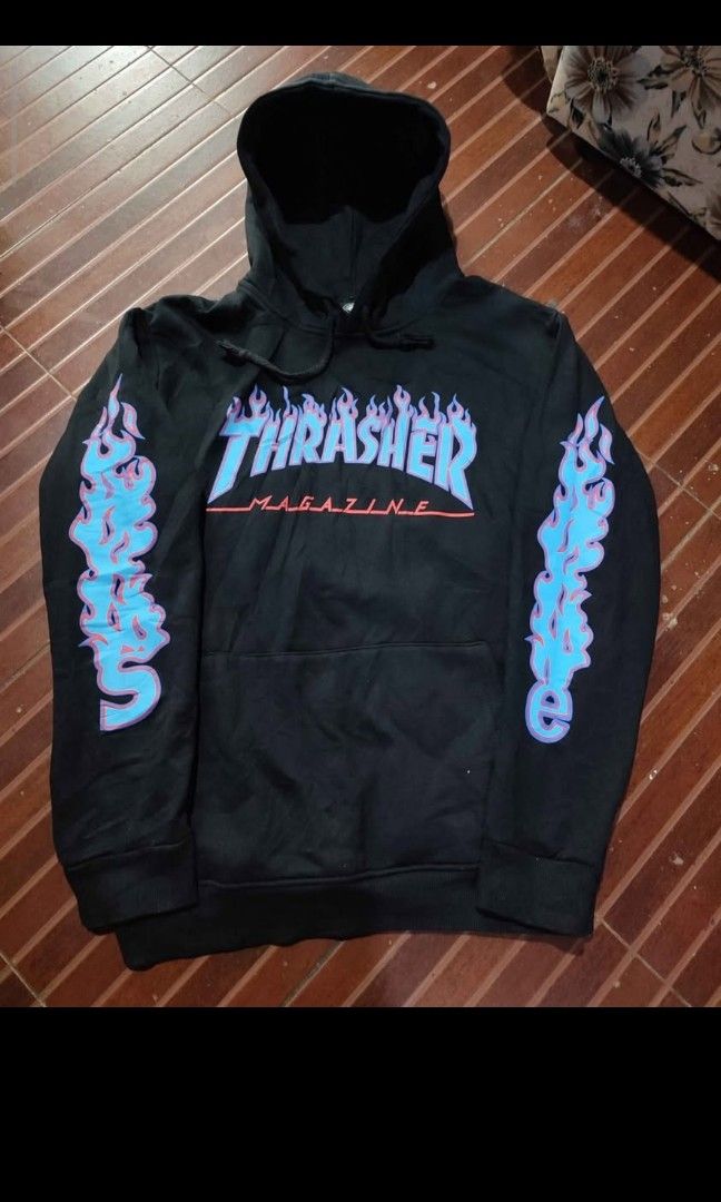 Thrasher San Francisco Flame Hoodie (Category: Hoodies) located in Caloocan City. Submitted by daveespino81318 (Listing ID 1450879781, Image 1). Description: - Black Thrasher hoodie - Features flame graphic - Classic Thrasher logo and "San Francisco" text - Ideal for skating or casual wear.