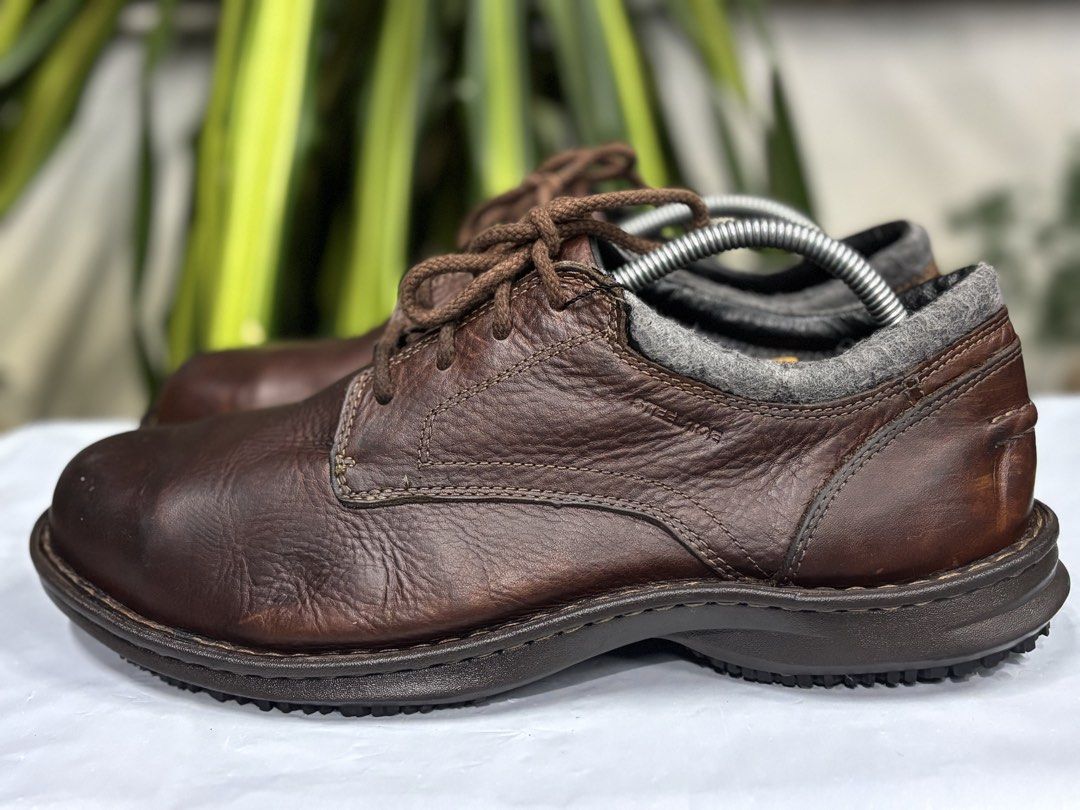 Timberland PRO ESD Steel Toe Safety Shoes Leather Brown US11W UK10.5 (Category: Boots) located in Kuala Lumpur. Submitted by zul_kajang2025 (Listing ID 1450886346, Image 1). Description: Timberland PRO ESD Steel Toe Safety Shoes Leather Brown US11W UK10.5 EU45 🟤 Timberland PRO ESD Steel Toe Safety Shoes – Original * ✔️ Jenama: Timberland PRO * ✔️ Model: PRO232 * ✔️ 100% Original * ✔️ Genuine Leather (Brown) * ✔️ Steel Toe Protection * ✔️ ESD (El