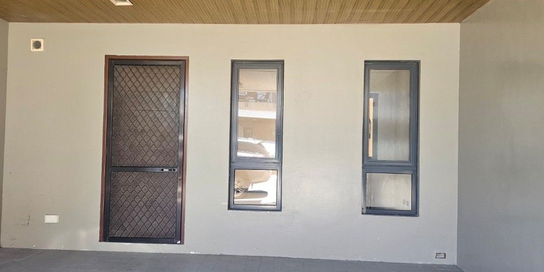 Townhouse for rent (Category: Townhouse) located in Paranaque City. Submitted by mariacarina2020 (Listing ID 1450825079, Image 1). Description: Woodsville residences at west service road Merville Parañaque city. Lot area 73sqm.floor area 123sqm.2storeys.3bedrooms with balcony,semi furnished, with maidsroom and balcony.1 car garage. Gated subdivision with amenities like swimming pool and gym with kids play ground.Asking at 45k inclusive of dues.