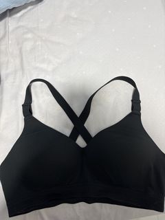 (Category: ) located in . Submitted by clothina (Listing ID 1450844428, Image 1). Description: .