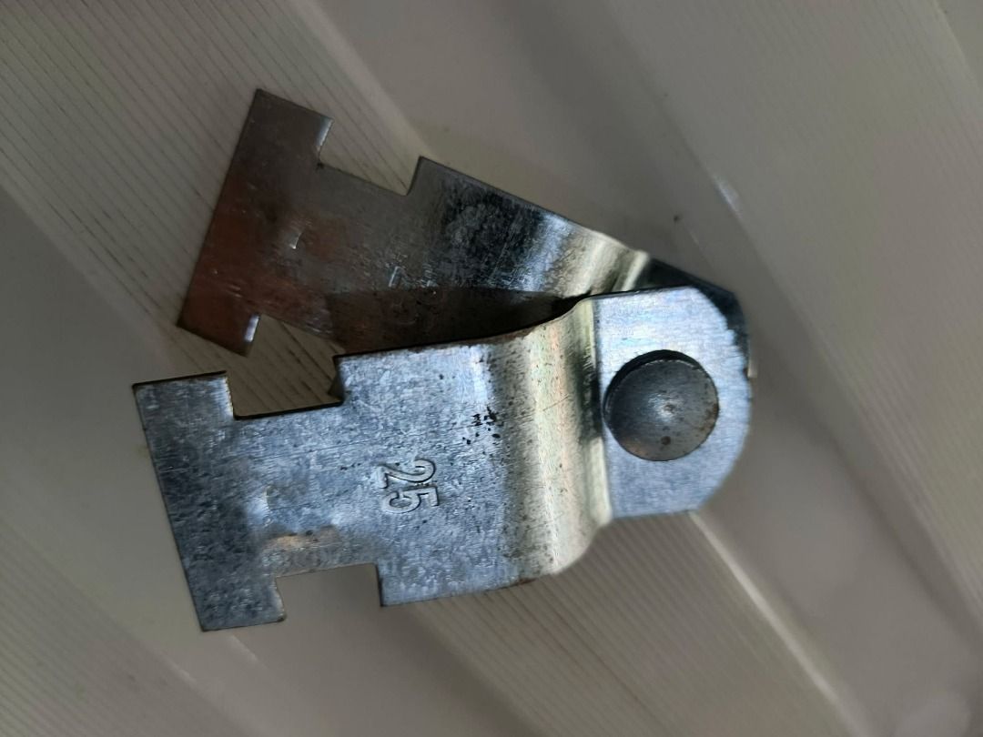 Unistrut clamp Specs1" (Category: Everything Else Others) located in Manila. Submitted by 09171479278_elsie. (Listing ID 1450789184, Image 2). Description: Unistrut clamp Specs1" price: 20.