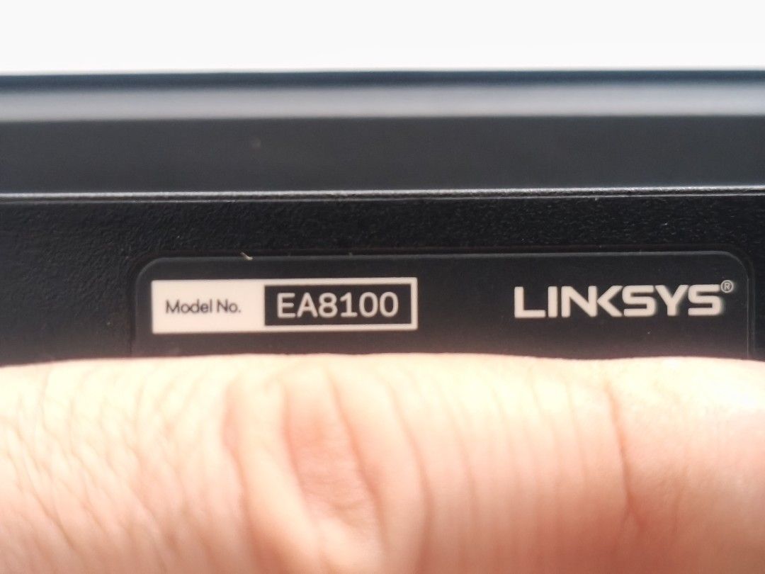 Used Linksys EA8100514695209787084801