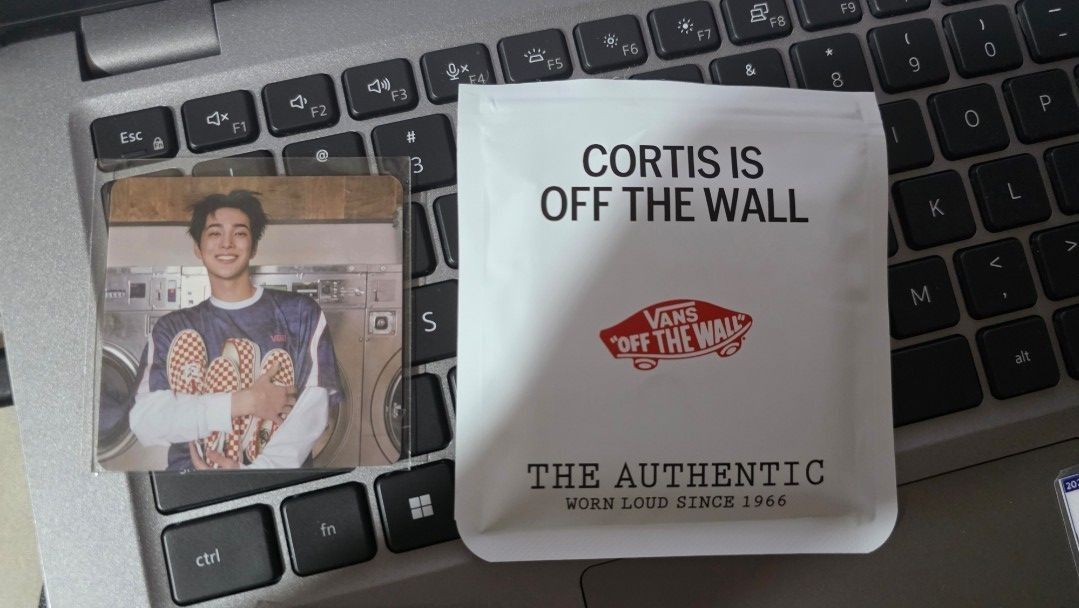 Vans The Authentic Photocard Set with K-Pop Idol (Category: K-Wave Merchandise) located in Manila. Submitted by tealmint (Listing ID 1450747581, Image 2). Description: - 350 PHP ea take all for 2,000 PHP - Authentic Vans The Authentic photocard set - Features a K-pop idol - Includes a small Vans pouch - Ideal for collectors and fans - Unique item, grab it now!.