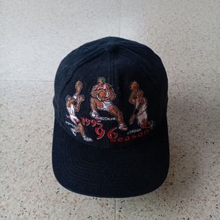 (Category: ) located in . Submitted by kenthrift_ (Listing ID 1450750682, Image 1). Description: .