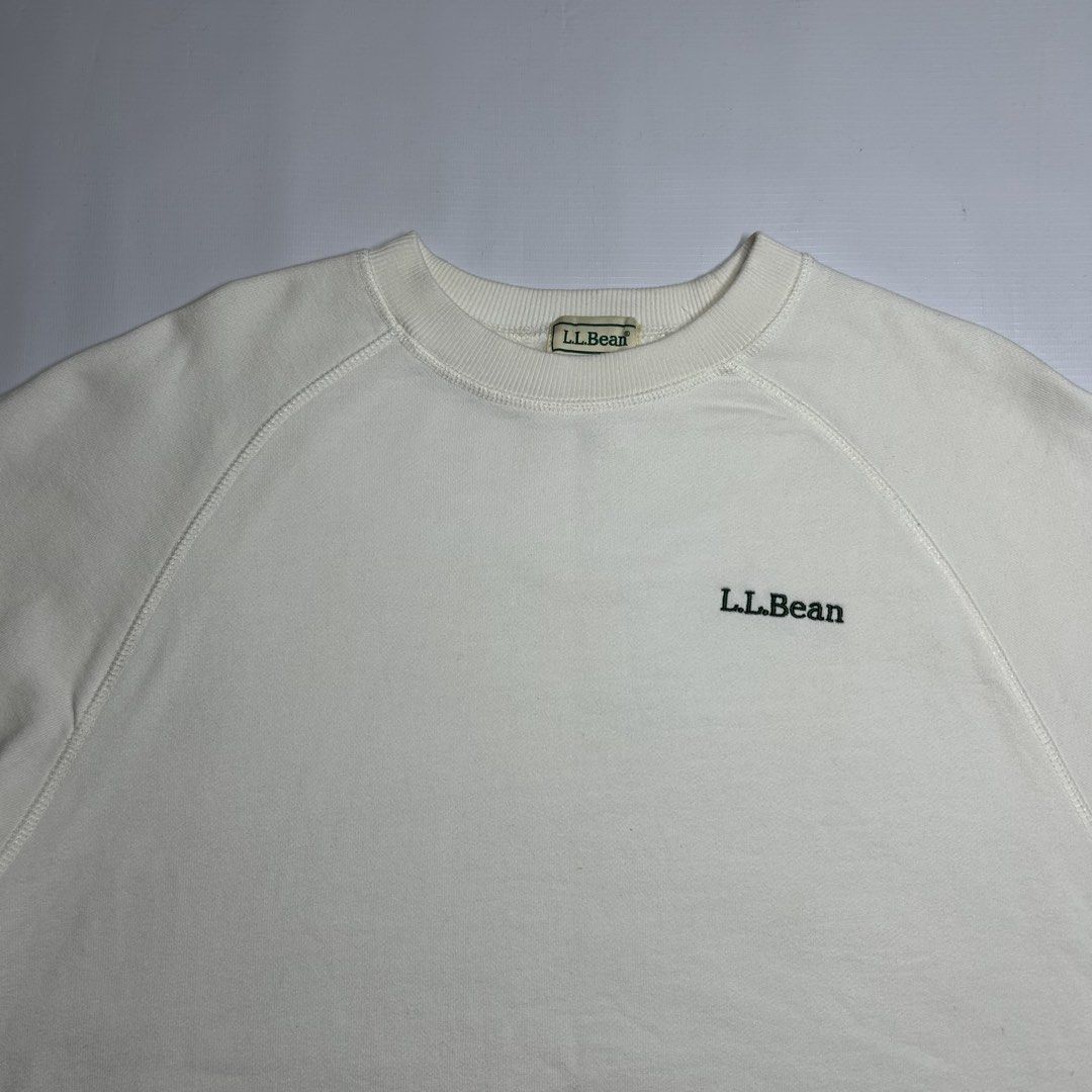Vintage LL Bean Embroidered Crewneck (Category: Tshirts & Polo Shirts ) located in Antipolo. Submitted by wvyfrnds (Listing ID 1450801082, Image 2). Description: Vintage LL Bean Embroidered Crewneck Size: L Color: White/Cream Dimensions (Inches): Length: 25.5 Width: 23.5 Color Rate: 9/10 Issues - NONE 495 PLUS SF.