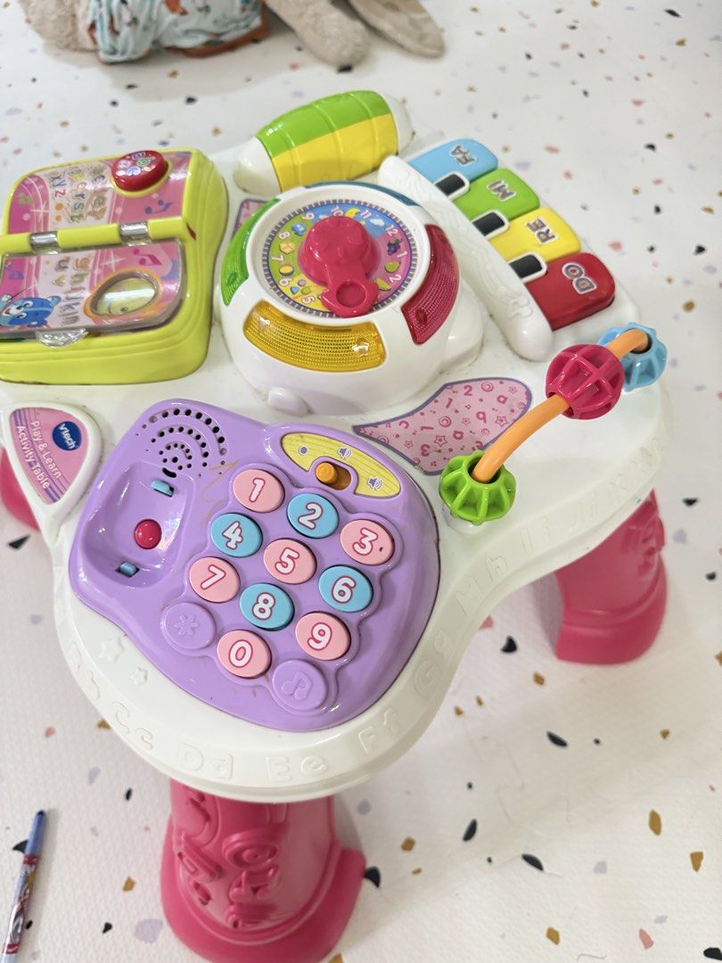 Vtech Baby Activity Table (Category: Infant Playtime) located in Marikina City. Submitted by bg22.23 (Listing ID 1450739364, Image 2). Description: .