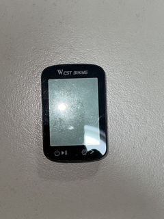 （分類：）位於 。 由 kanye_fan 提交（商品編號 1450865723，圖片 1）。簡介： 。