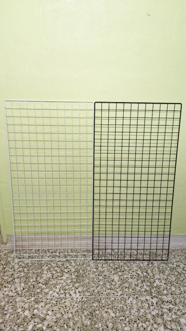 White Wire Grid Panel Display Board514994047780792321