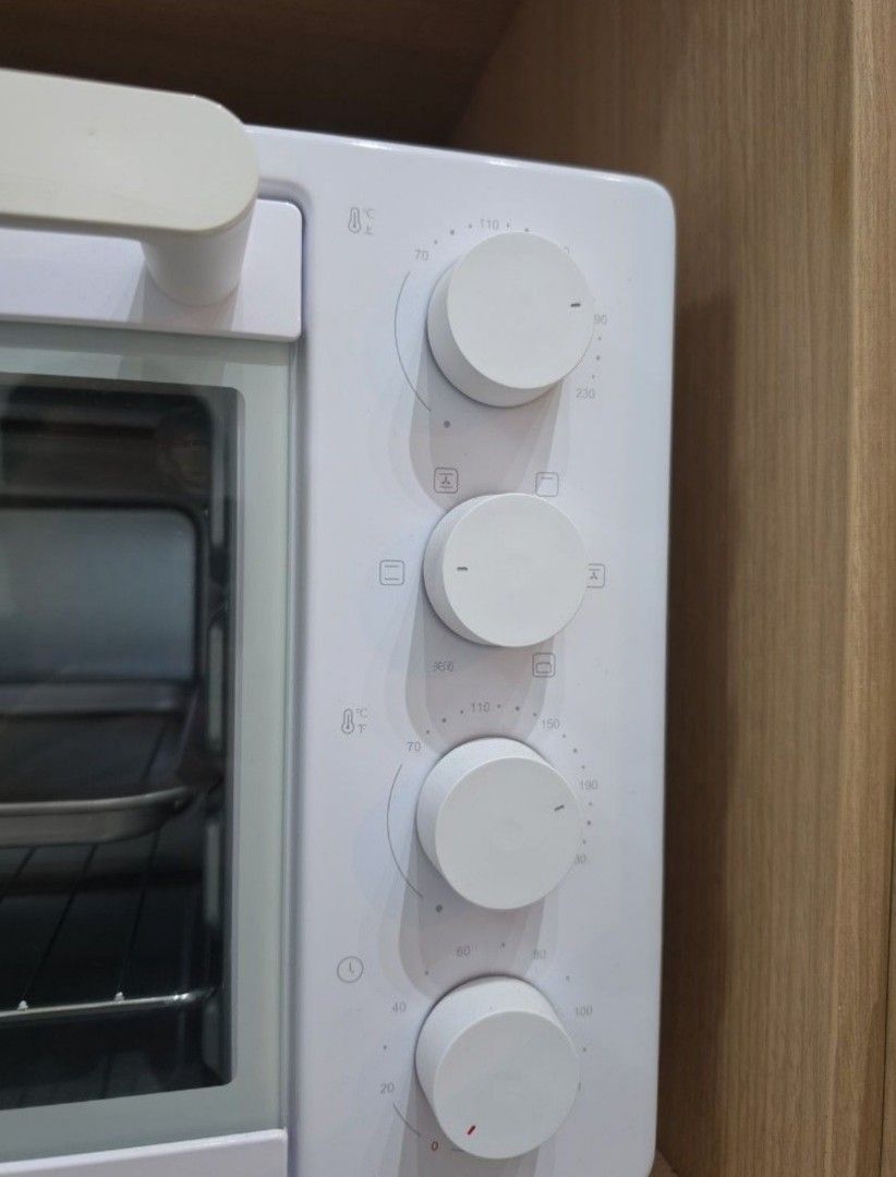 XiaoMi Mijia Oven 32 L (Kategori: Kitchen & Appliances) berada di Bekasi. Dikirim oleh toko.amanah.barokah (ID iklan 1450852178, Gambar 3). Deskripsi: Assalamu'alaikum Warahmatullahi Wabarakatuh izin menawarkan beberapa barang pribadi dan rumah kami dikarenakan mau pindah keluar negeri. Detail Barang : -Barang original -Kondisi normal -Ukuran 32 L -Harga nego jika ambil beberapa barang Semoga rezeki dan keberkahan oleh Allah SWT.