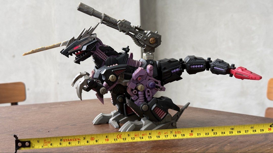 Zoids Geno Saurer 1999 (Category: Action & Battle Toys) located in Quezon City. Submitted by abubut.atbp (Listing ID 1450757374, Image 1). Description: What you see is what you get. Lights still working but walking feature not anymore. Tomy brand Pickup location: Valleygolf Antipolo.