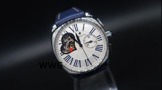 (Category: ) located in . Submitted by watchandwatchgallery (Listing ID 1450970866, Image 1). Description: .