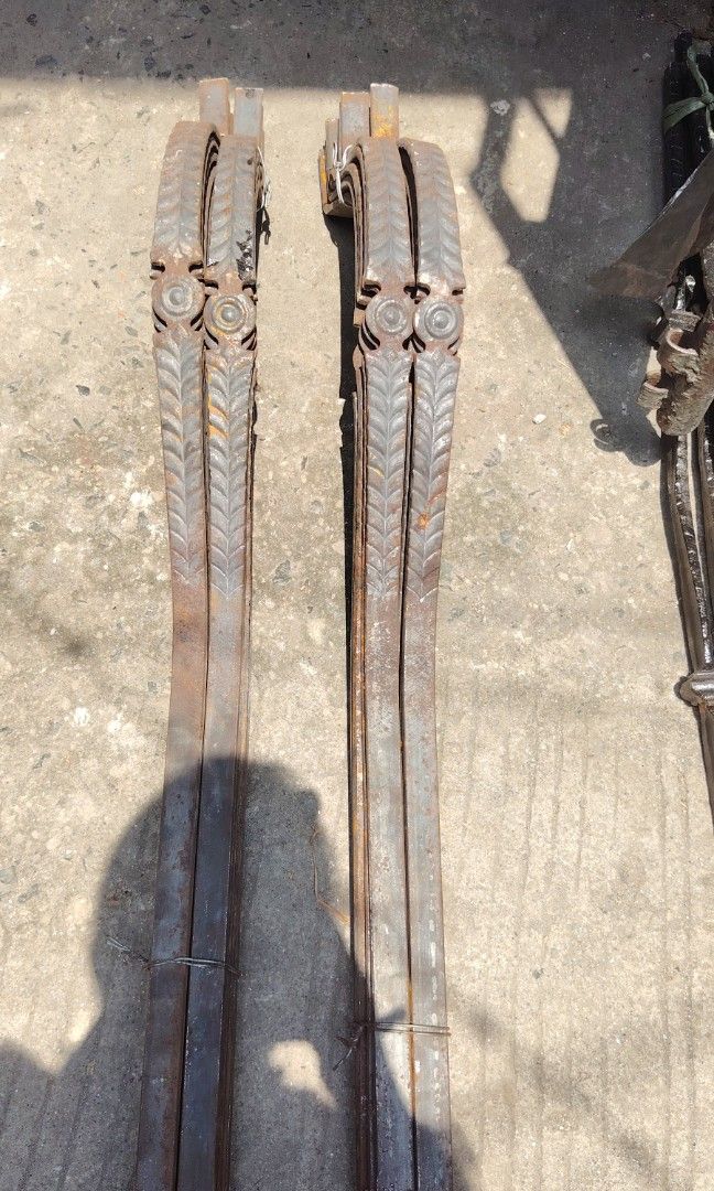 60pcs metal cast iron baluster railing stair decor (Category: Construction & Building Materials) located in Caloocan City. Submitted by zenmountain-d8b1c0 (Listing ID 1451003626, Image 2). Description: Cod.