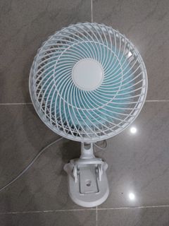 （分類：）位於 。 由 s.l.t. 提交（商品編號 1451123080，圖片 1）。簡介： 。