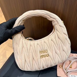 (Category: ) located in . Submitted by millen.outlet (Listing ID 1451084184, Image 1). Description: .