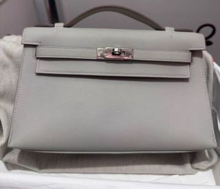 （分類：）位於 。 由 bellize.luxury 提交（商品編號 1451094882，圖片 1）。簡介： 。