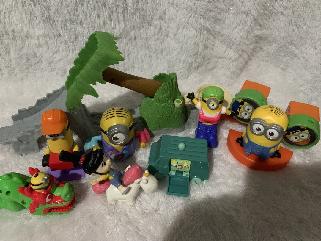 action figur karakter minion (Kategori: Mainan) berada di Bandung. Dikirim oleh mommyra.official (ID iklan 1451078919, Gambar 1). Deskripsi: take all 9 pcs 55K.