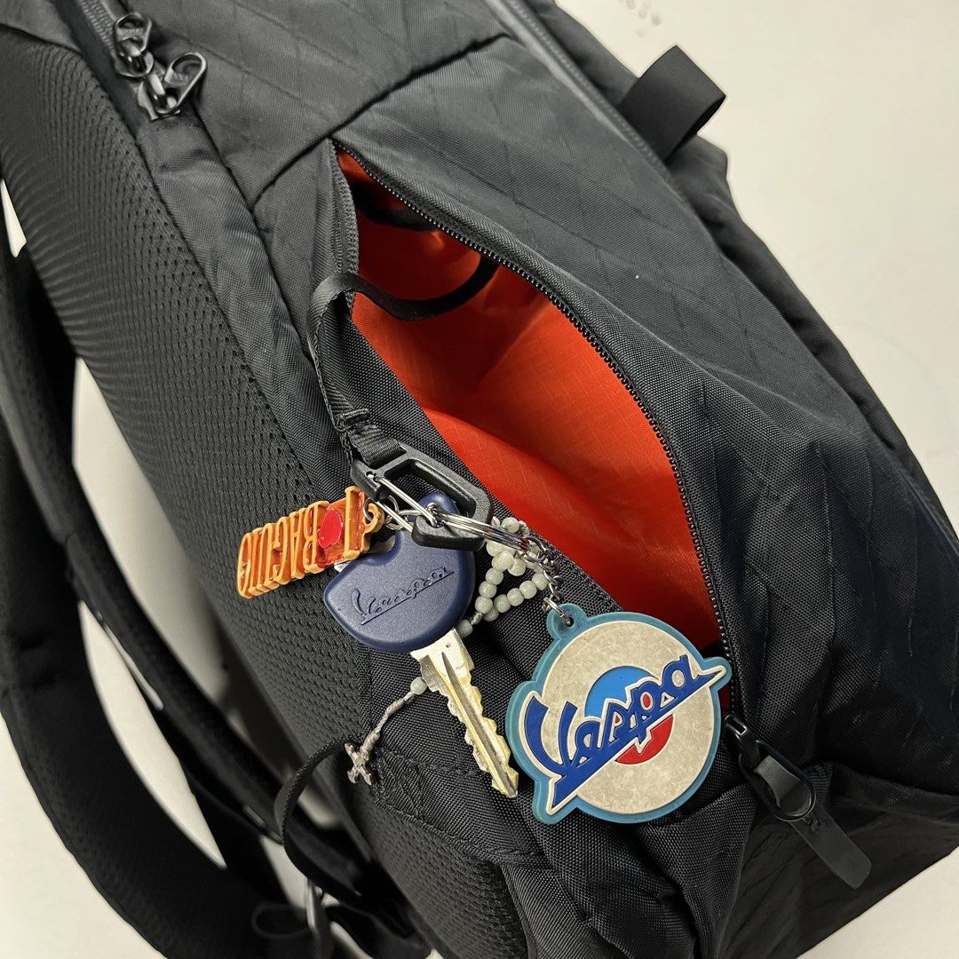 Aer City Pack Pro X-Pac Black 16” Laptop Everyday Backpack (Category: Backpacks) located in Quezon City. Submitted by forgarments (Listing ID 1451060414, Image 2). Description: Aer City Pack Pro X-Pac Black 16” Laptop Everyday Backpack Excellent Condition - Missing Sternum Strap Width: 13 Inches Height: 18 Inches Depth: 6 Inches The Aer City Pack Pro X-Pac is the ultimate premium, spacious everyday backpack engineered for urban commuting and modu