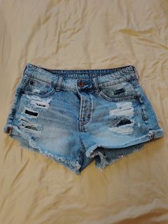 (Category: ) located in . Submitted by vernicecece (Listing ID 1451024620, Image 1). Description: .