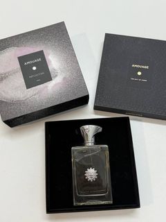 (Category: ) located in . Submitted by fragranceParfumdealer (Listing ID 1451130747, Image 1). Description: .