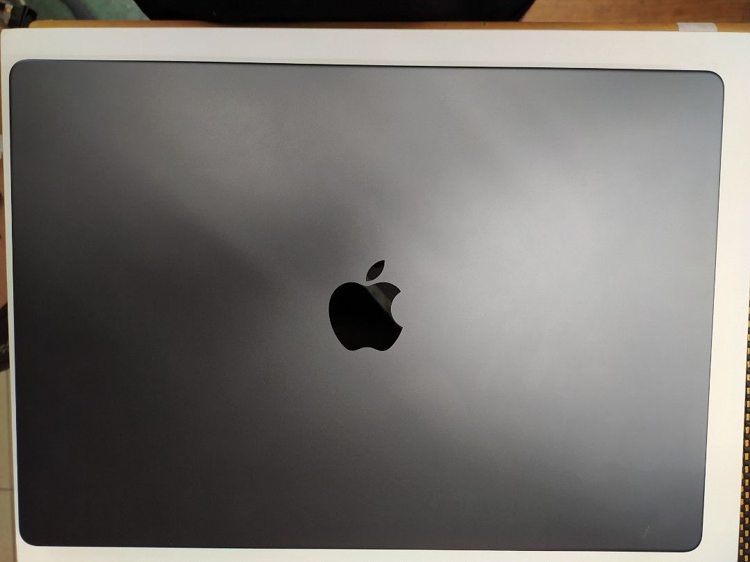 Apple MacBook Pro M3 Max 36GB RAM 1TB SSD515432847015290885