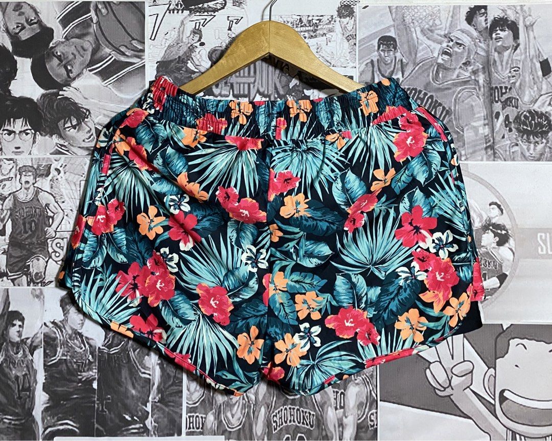 ARENA ACTIVEWEAR SHORT WITH INNER TIGHTS (Category: Shorts) located in Polomolok. Submitted by SafeThrift (Listing ID 1451053904, Image 3). Description: ARENA ACTIVEWEAR SHORT WITH INNER TIGHTS EXCELLENT NO ISSUES COMPLETE TAGS 9.5|10 COLOR RATE 30-34 WAIST 11 LENGTH 12 LEG OPENING M - XL.