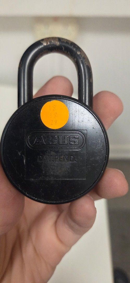 Assorted Locks and Cable - Travel Security515769744176588801