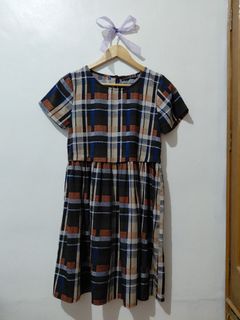 (Category: ) located in . Submitted by wornwardrobe (Listing ID 1450981341, Image 1). Description: .