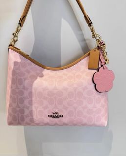 (Category: ) located in . Submitted by conan_fashion (Listing ID 1450951790, Image 1). Description: .