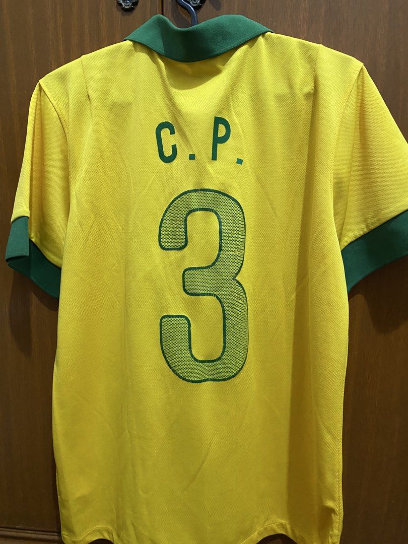 BRAZIL FOOTBALL JERSEY (Category: Activewear) located in Subic. Submitted by thaichilisauce (Listing ID 1451025450, Image 2). Description: S-M no flaws and still in good condition.
