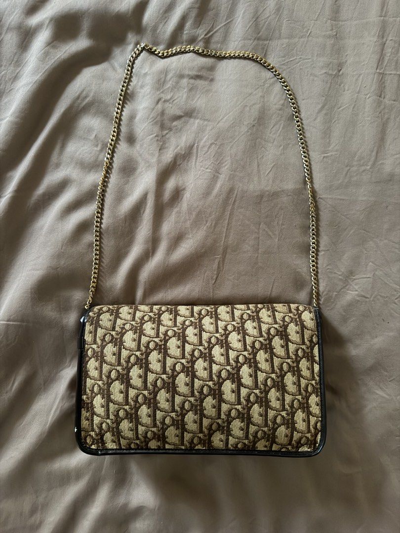 Brown Christian Dior Diorissimo (Category: Luxury Bags & Wallets) located in Caloocan City. Submitted by iris.daph (Listing ID 1451091310, Image 2). Description: - Bought this from a live seller ☺️ - I never got to use it properly, so I figured to sell it alr - Pm me for more questions or details <3 .