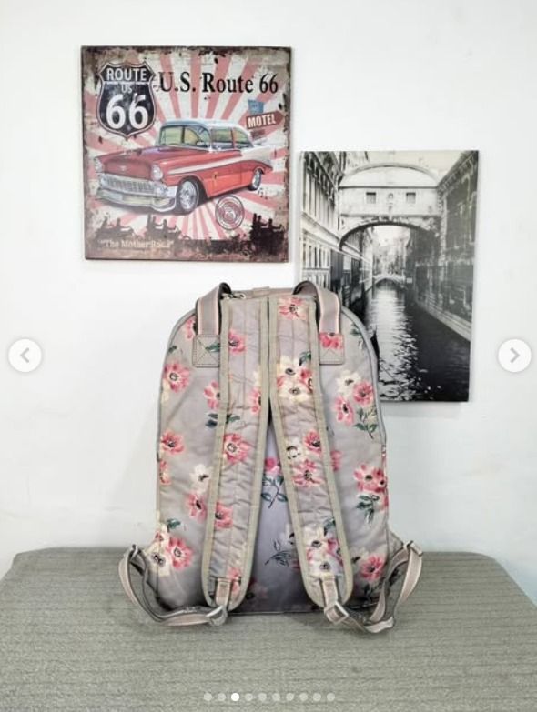 Cath Kidston Backpack Tas Ransel Wanita (Kategori: Tas & Dompet Wanita) berada di Tanjungpinang. Dikirim oleh tas_bsg (ID iklan 1451094694, Gambar 3). Deskripsi: 110726 _________________________ Cath Kidston Backpack 💥Ukuran : 40 x 30 x 10 💥Good Condition 💥Harga : 200k . Order ⚡️Fase respon Wa : 0858-3143-5787 💰Marketplace ready + admin 25% . 📌Tanjung Pinang - Indonesia Terima Kasih dan Terima Borongan.
