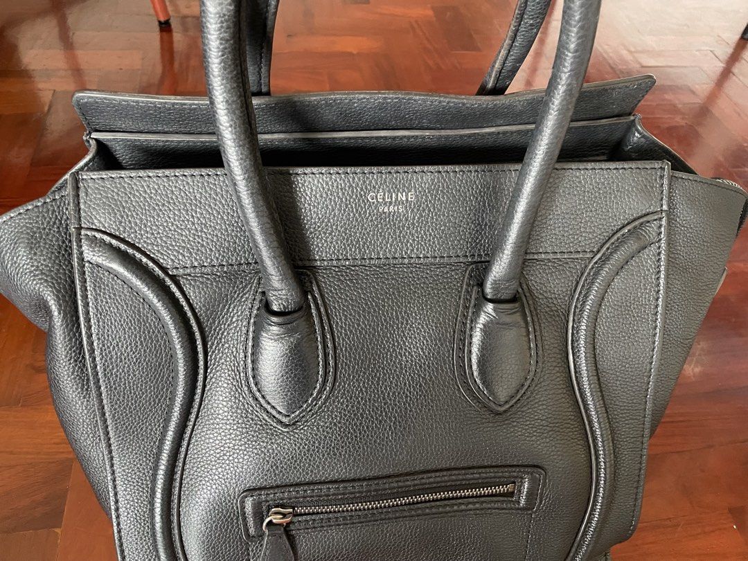 Celine Luggage Tote Bag Black (Category: Luxury Bags & Wallets) located in Makati City. Submitted by goodjujugoods (Listing ID 1450971068, Image 2). Description: black grainy leather signature structured wings and a front zipper pocket comes with original celine dust bag .