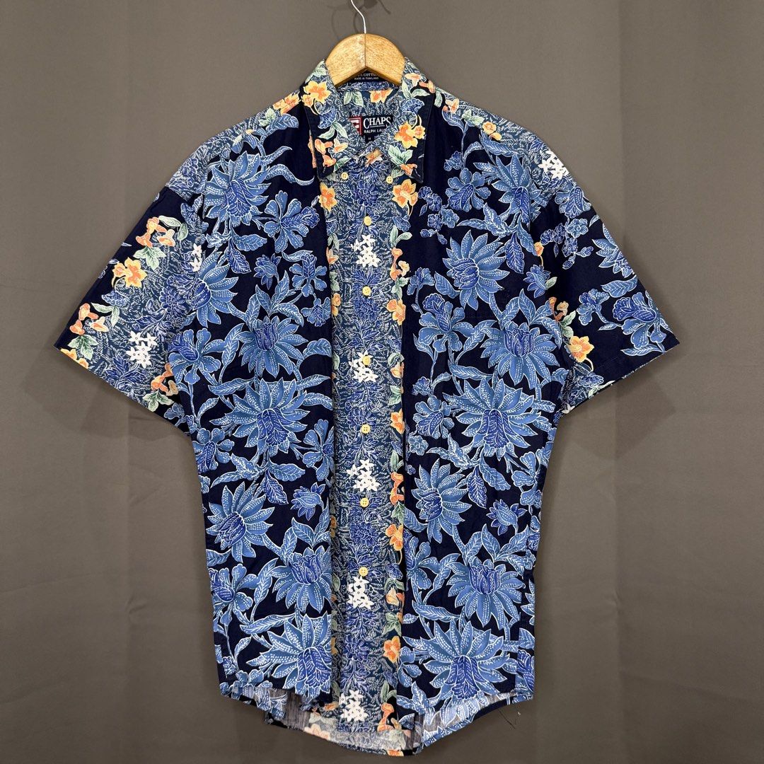Chaps Ralph Lauren Cotton Shirt (Category: Tshirts & Polo Shirts ) located in Manila. Submitted by saintjohnn (Listing ID 1451130592, Image 2). Description: Chaps Ralph Lauren Cotton Shirt Width: 23" Length: 29" Size: M Excellent Condition No Issue ₱500.
