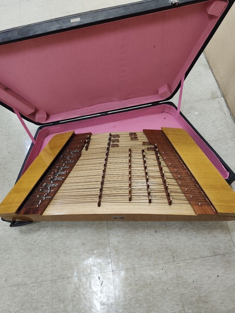 Chinese Hammered Dulcimer （分類：樂器）位於 Hong Kong。 由 cosmicdeer_d7760b 提交（商品編號 1451066897，圖片 3）。簡介： 。