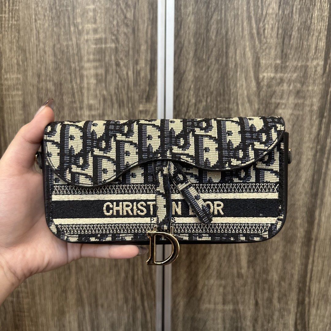Christian Dior Saddle Pouch Bag (Category: Luxury Bags & Wallets) located in Manila. Submitted by shabie.ya (Listing ID 1451053482, Image 1). Description: - used once (feels brandnew) - kasya ip pro max phone .