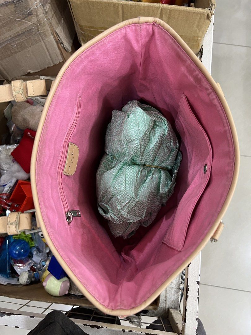 Christian Dior Trotter "No. 2" canvas (Category: Luxury Bags & Wallets) located in Bacolod City. Submitted by novymae23 (Listing ID 1450968697, Image 3). Description: Christian Dior Trotter "No. 2" canvas tote size medium excellent condition.