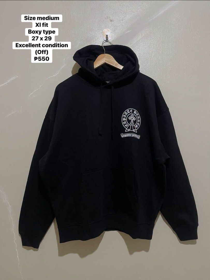 Chrome Hearts Black Hoodie Size Medium (Category: Hoodies) located in Manila. Submitted by micoletszx81430 (Listing ID 1451096383, Image 1). Description: - Brand: Chrome Hearts - Color: Black - Size: Medium - Fit: Boxy - Measurements: 27" (width) x 29" (length) - Condition: Great, no major flaws - Price: P550.