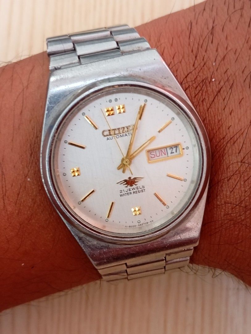 Citizen automatic (Category: Men's Watches) located in Las Pinas. Submitted by quick_deals_great_finds2 (Listing ID 1451129179, Image 2). Description: Original good working condition Automatic 35mm medium Fits wrist size 6.8 inches.