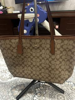 (Category: ) located in . Submitted by fiza7711 (Listing ID 1451027413, Image 1). Description: .