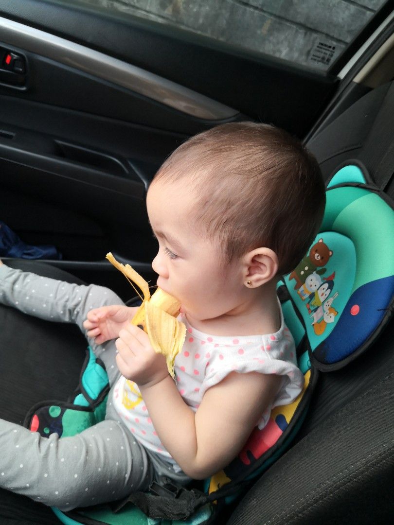 Cloth baby car seat (Category: Car Seats) located in Marikina City. Submitted by lotsofdeclutter (Listing ID 1450961221, Image 2). Description: Sf by client at marikina heights Pag 4 items and more may freebies.