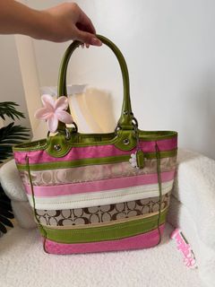 (Kategori: ) berada di . Dikirim oleh gallerycoachy2k (ID iklan 1451053952, Gambar 1). Deskripsi: .
